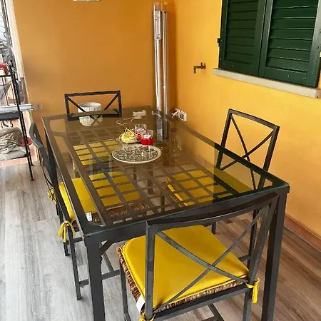 Charming Townhouse With Garden *